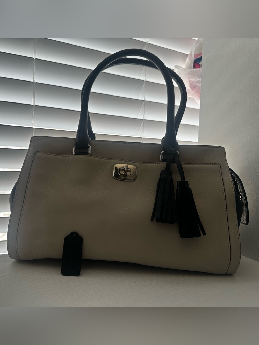 Coach Chelsea carryall satchel in two tones - Picture 7 of 8